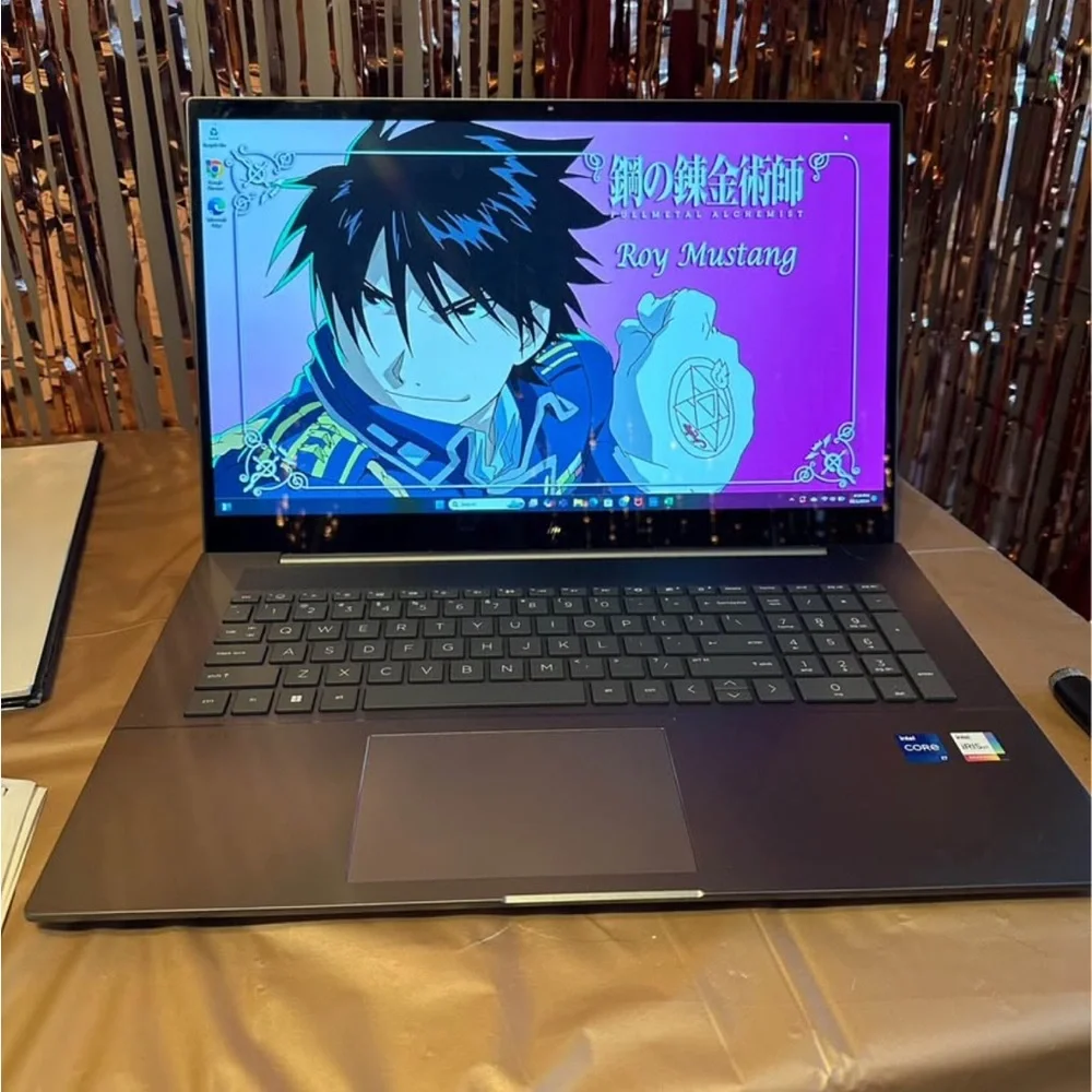 HP Envy 17.3” laptop intel core i7 16g RAM
